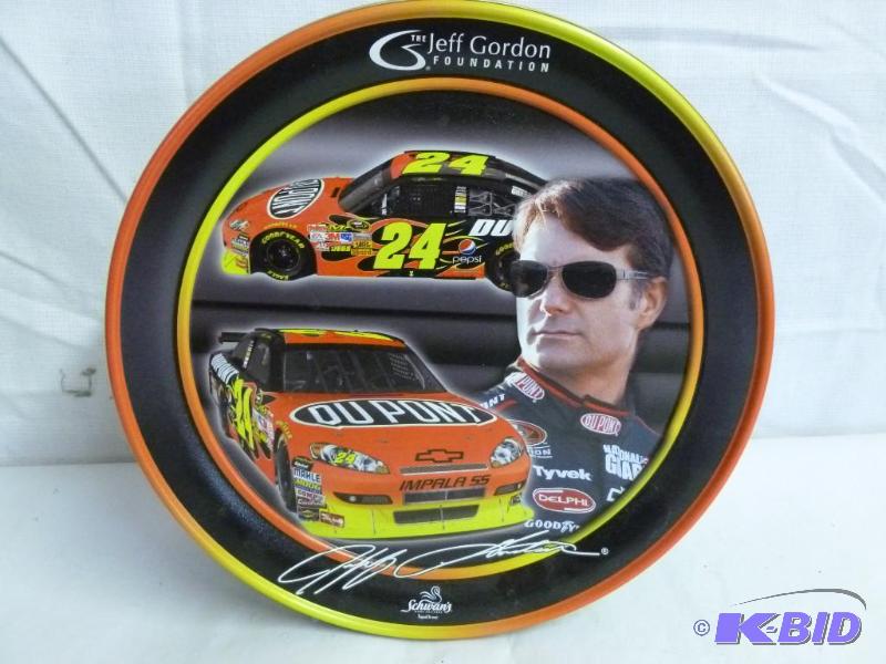 #24 - Jeff Gordon Collectible Tin