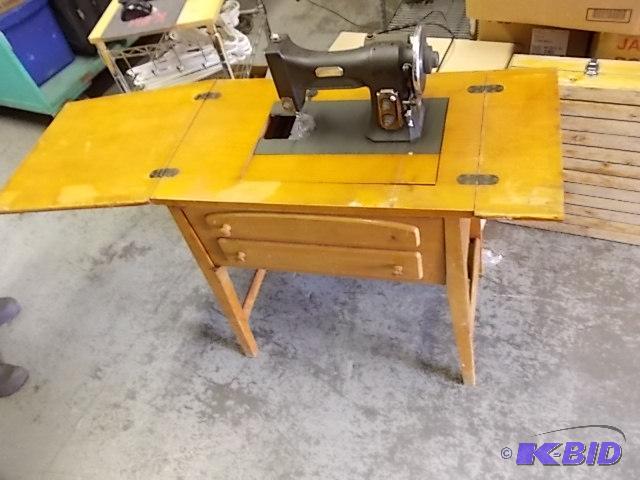 Vintage White Rotary Portable Sewing Machine ...