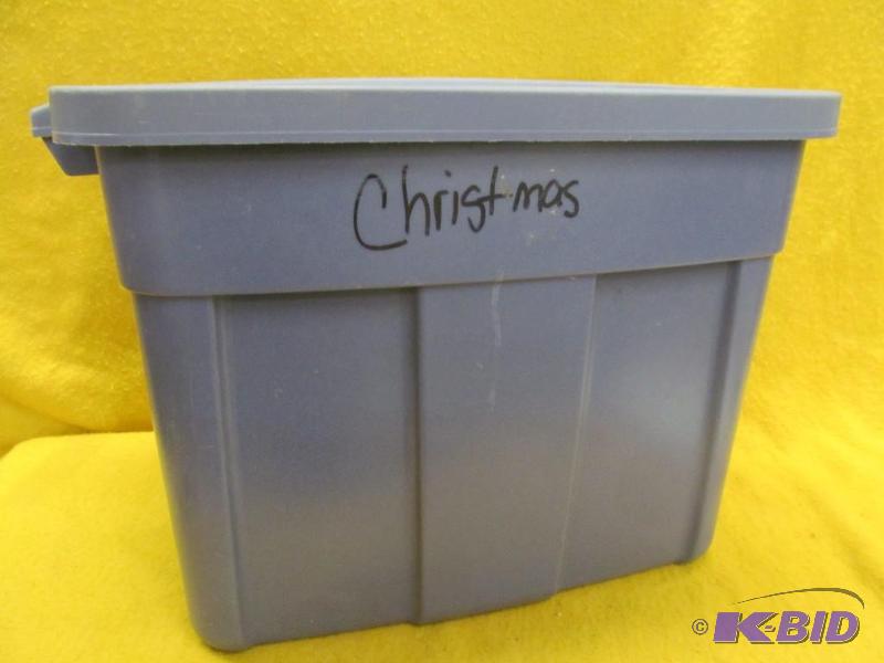 lot 165 image: Rubbermaid