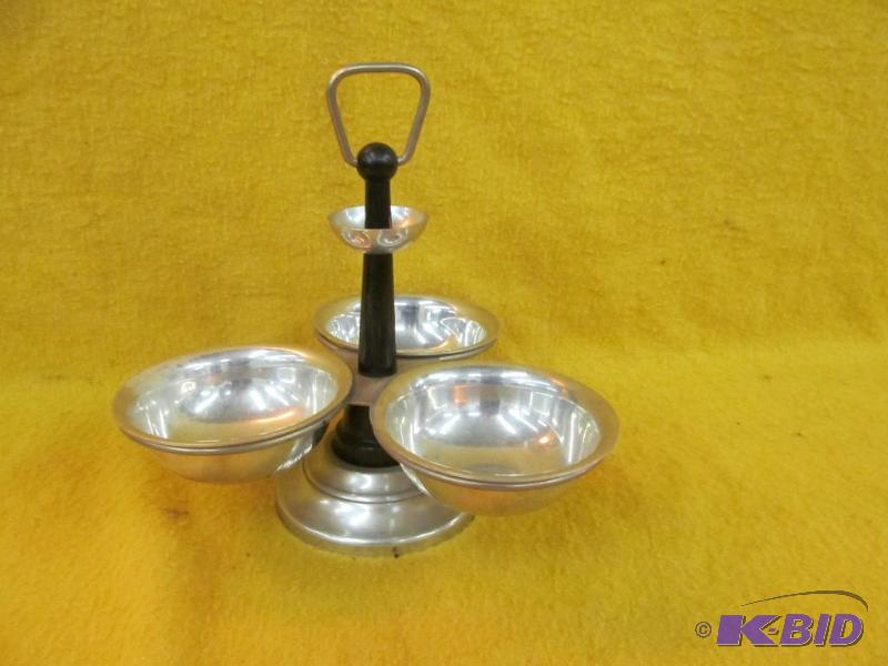 lot 17 image: Vintage