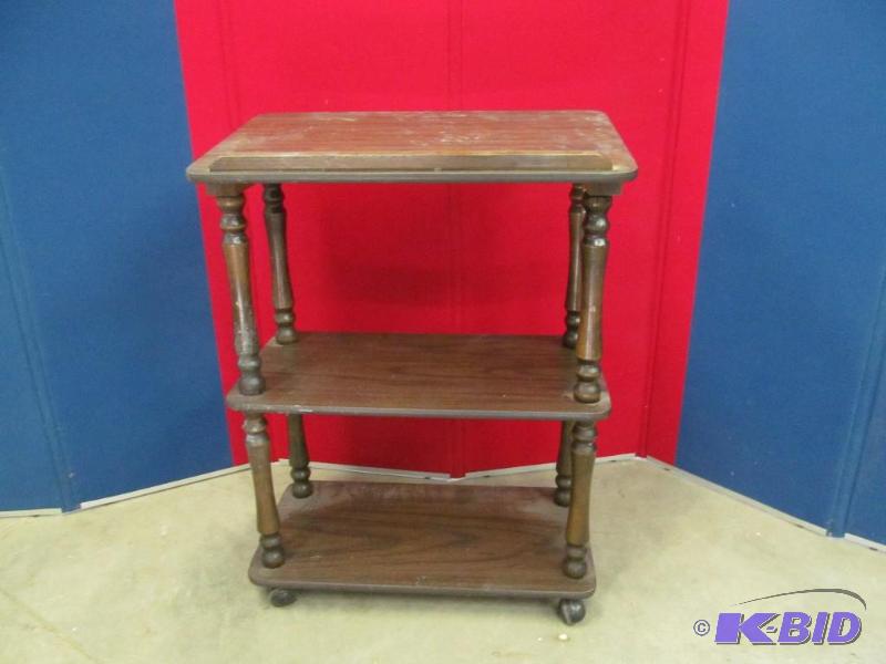 lot 173 image: Podium