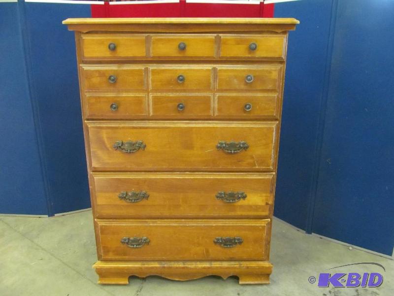 lot 179 image: Dresser