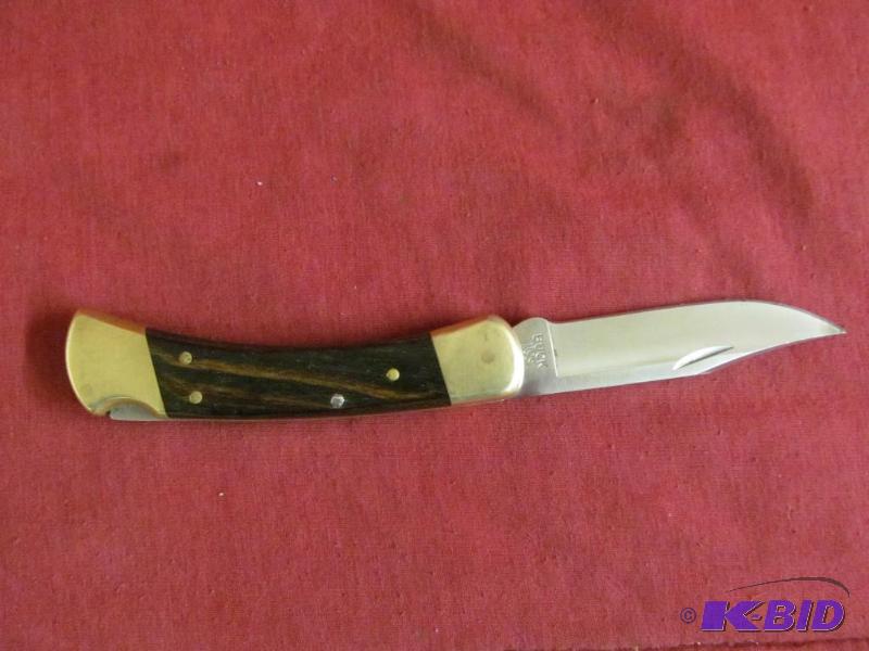 lot 213 image: knife