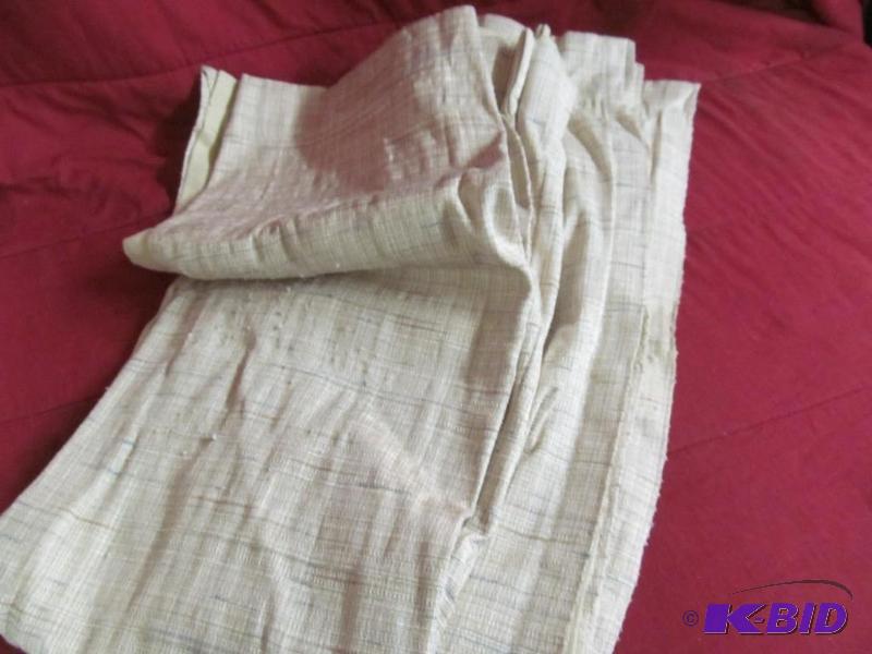 lot 220 image: Drapes