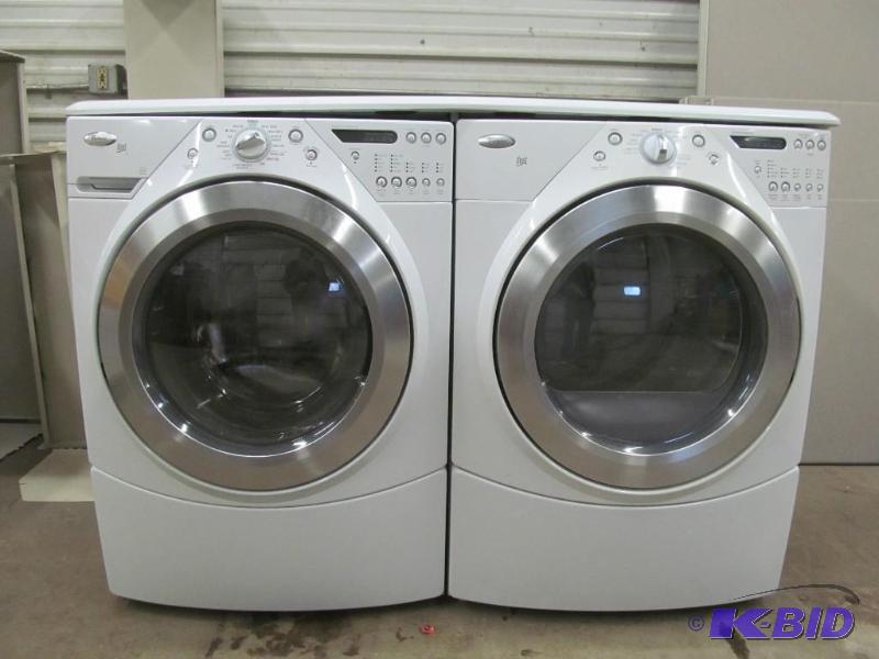 lot 222 image: WasherDryer