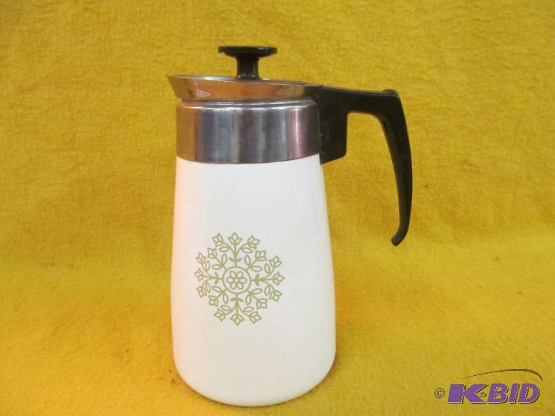 lot 23 image: Corning Ware