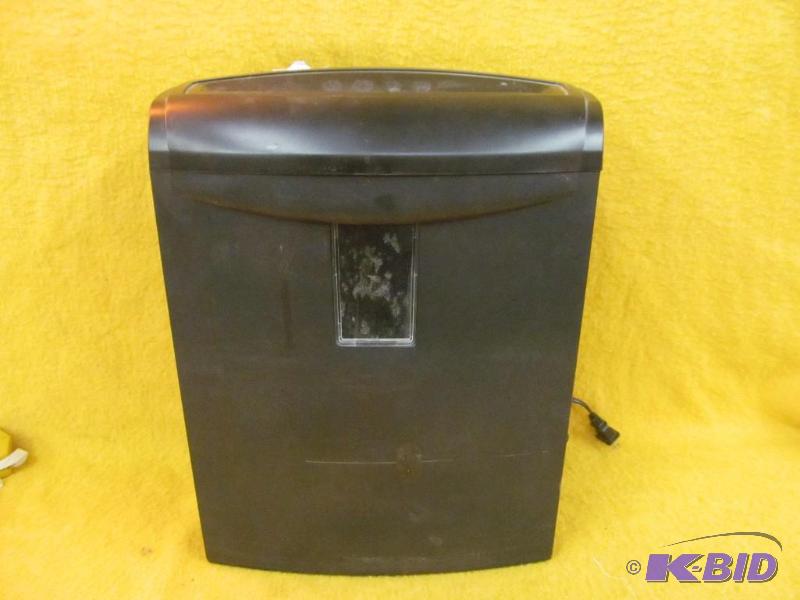 lot 5 image: Shredder