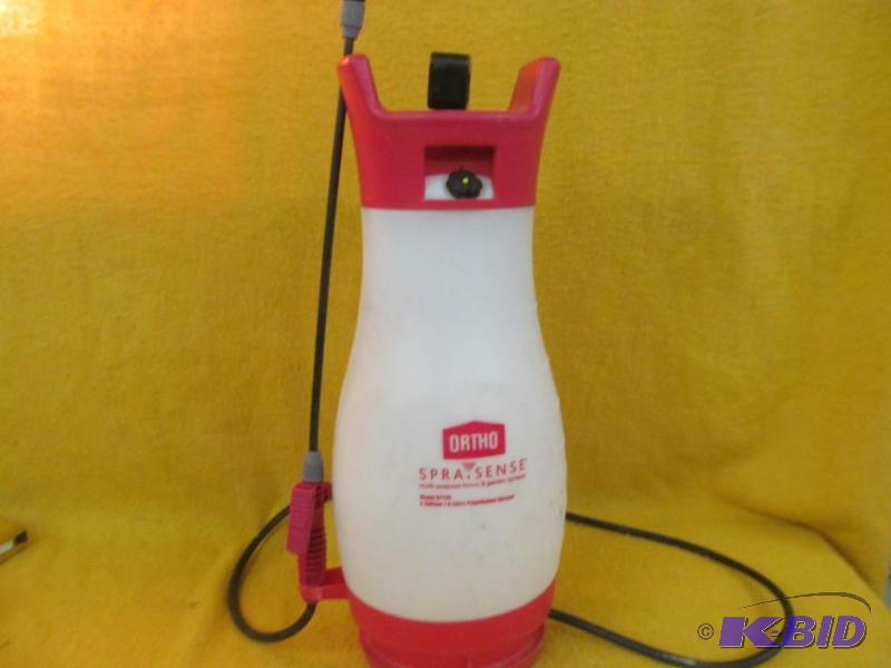 lot 7 image: Sprayer
