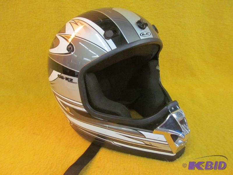 lot 89 image: Helmet
