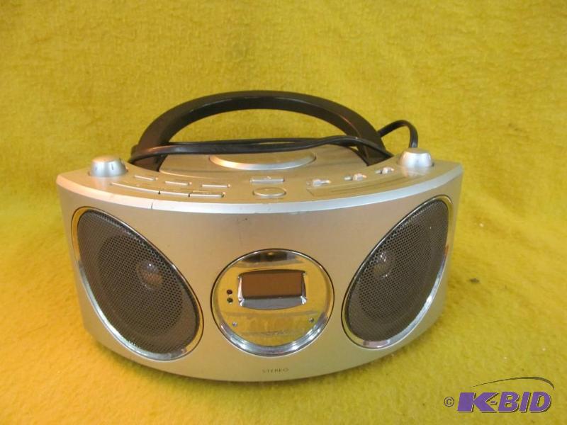 lot 94 image: Stereo