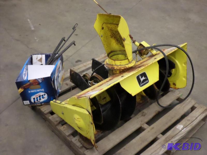 John Deere 36&quot Snowthrower, Serial# M000...
