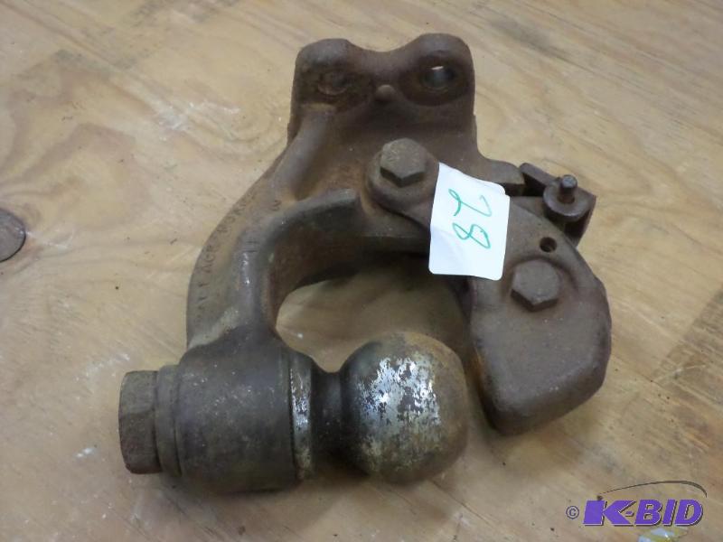 Pintle Hitch With 2 516&quot Ball...