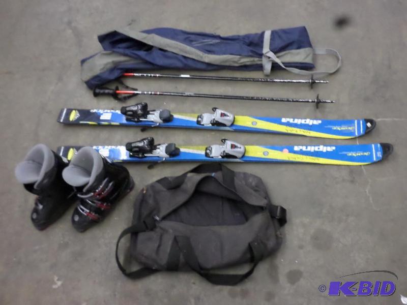 Set Of Kids Downhill Skis With Poles-Boots &a...