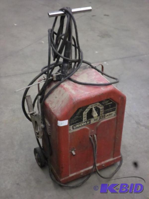 Lincoln 225Amp Arc Welder Set...