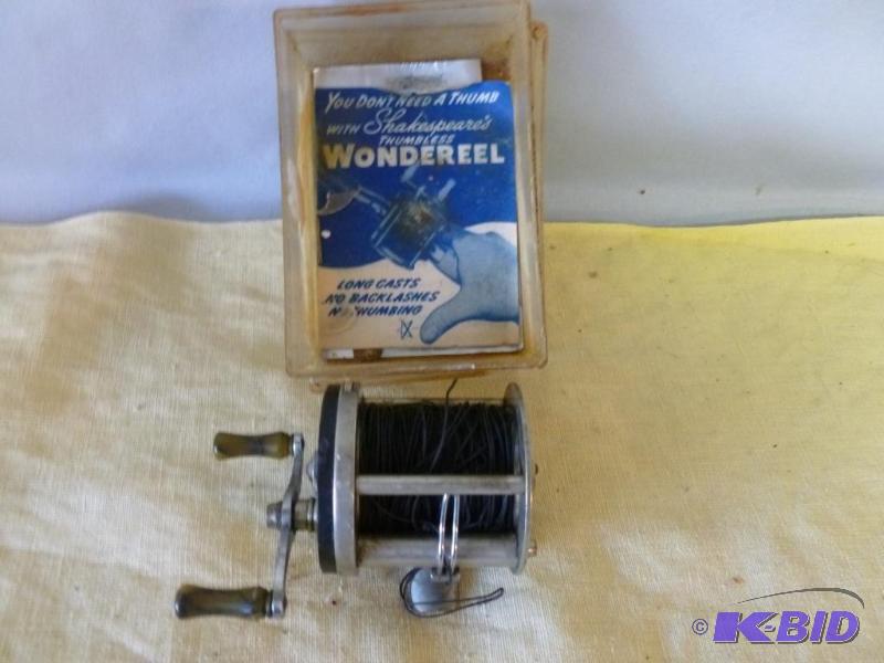 lot 115 image: Vintage Shakespeare Level Winding Fishing Ree...