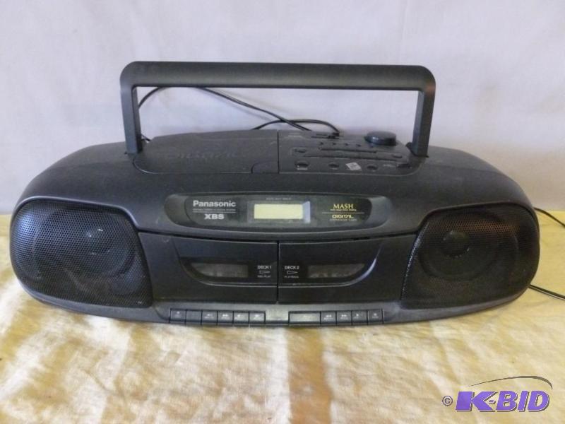 lot 122 image: Panasonic portable stereo cd system model RX-...
