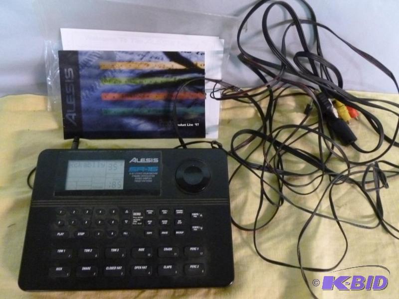 lot 3 image: Alesis 16 Bit Stereo Drum Machine Model SR-16...