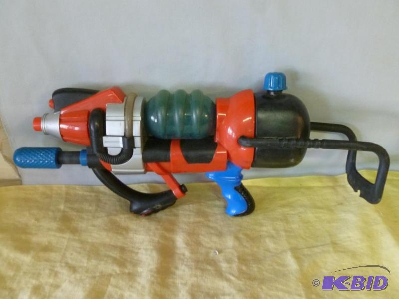 lot 83 image: Large super soaker water gun, tested and work...