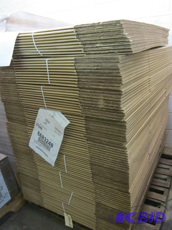 lot 17 image: 36 x 16 x 16 Shipping Boxes