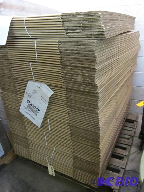 lot 19 image: 36 x 16 x 16 Shipping Boxes