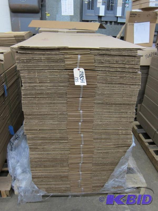 lot 62 image: 34 x 21 x 6 Shipping Boxes