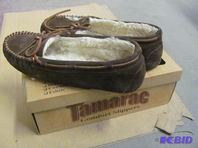 These Womens Chocolate Cowhide Sabrina Slipp...