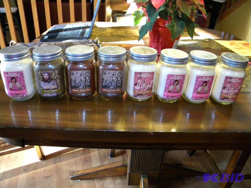 8 New Duck Dynasty Candles