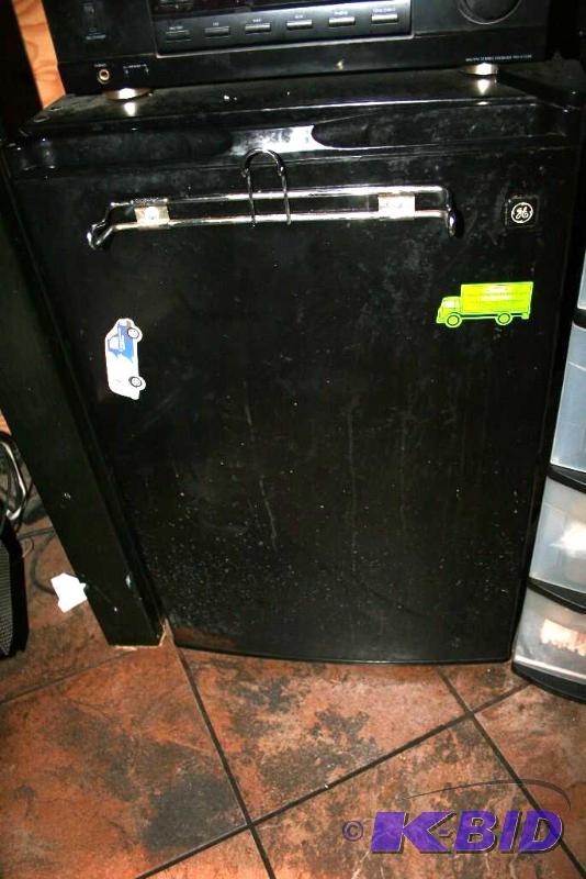 Dorm Size Refrigerator