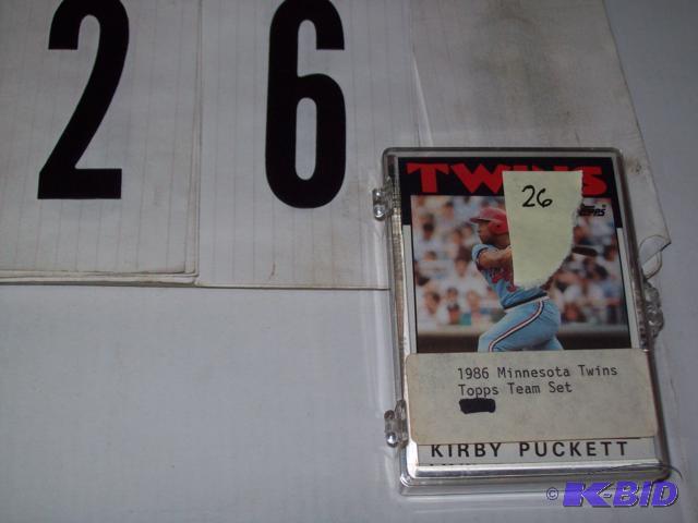 1986 Minnesota Twins Team Topps Baseball Card...