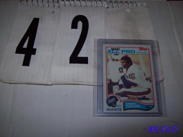 Lawrence Taylor Rookie Card - 1982 Topps NMT...