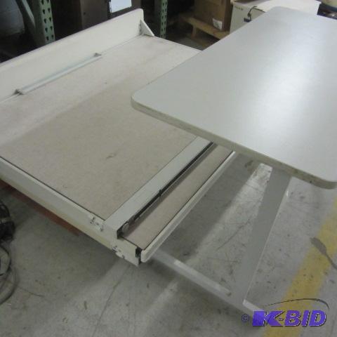 Office Cubicle, Table
