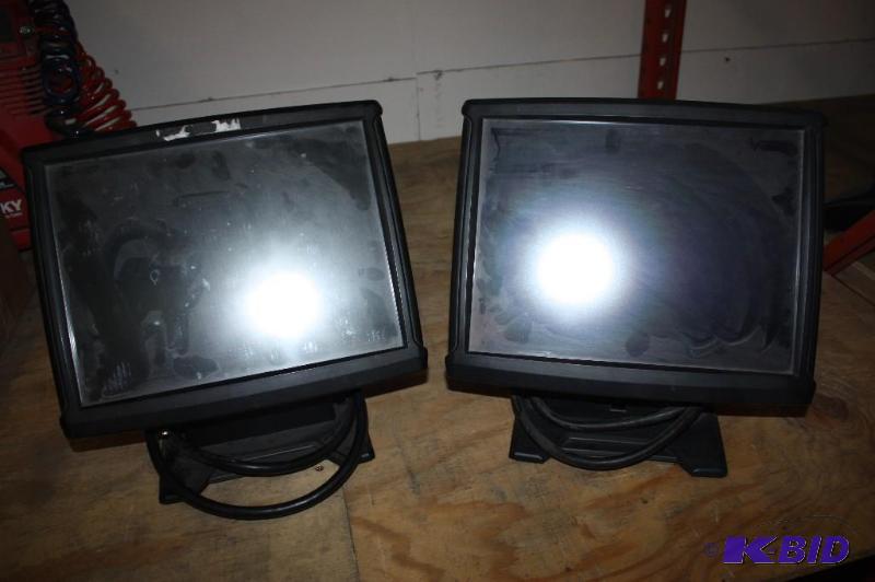 lot 190 image: Datavan Pyramid 150 POS Monitors wStand & Cord