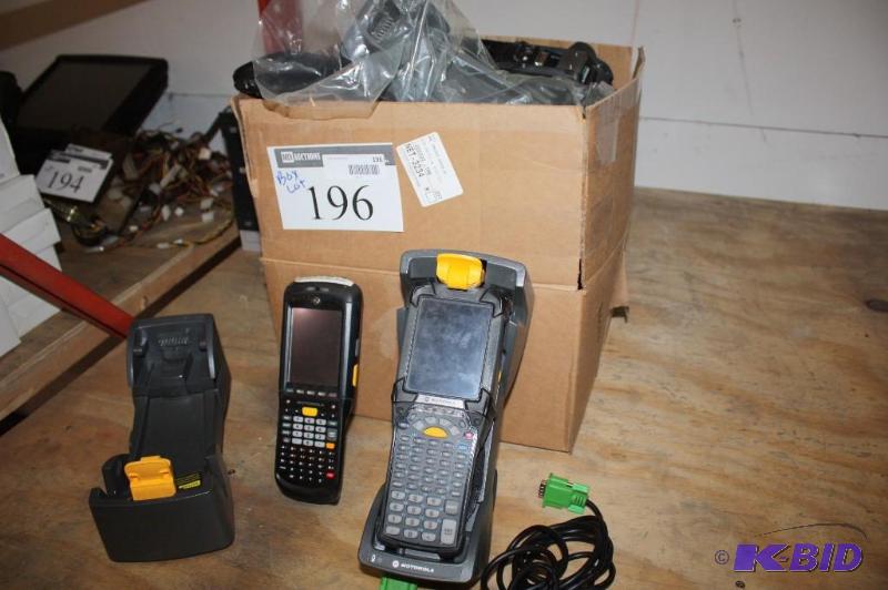 lot 196 image: Box Lot Including Motorola Vcd9000-k000r Vehicle Cradle For Mc909x-k Series Only Symbol Scanner