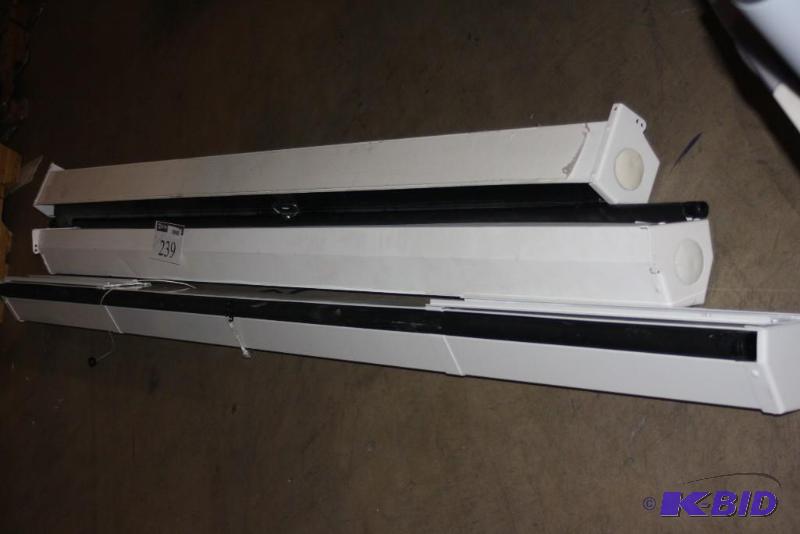 lot 239 image: Lot of (3) Da-Lite Model C wCSR Lighting Fixtures app. 3 Wall Mount at 99.