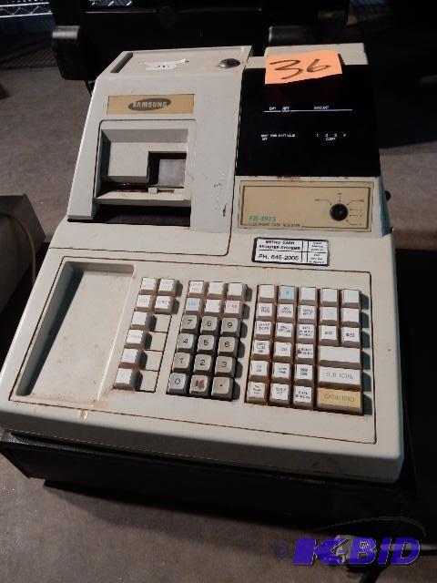 lot 36 image: Cash Register