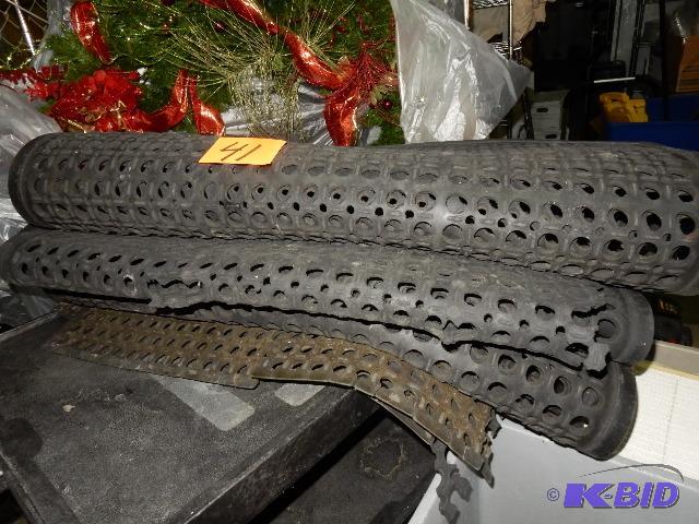 lot 41 image: Comfort Mats