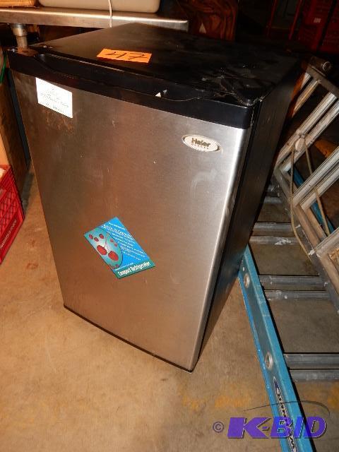 lot 47 image: Haier Refrigerator