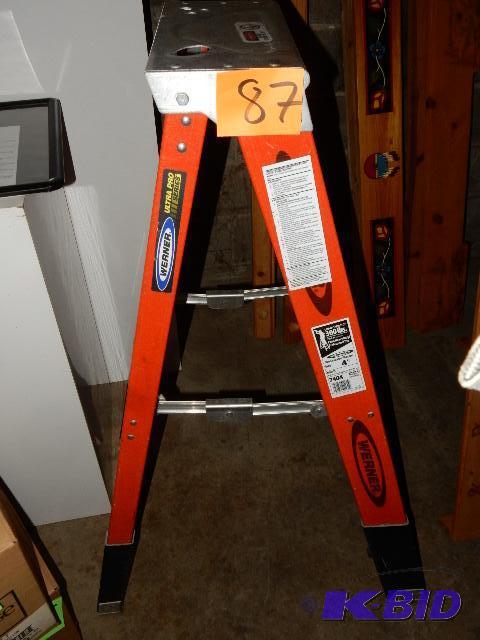 lot 87 image: Werner, 4 Ft step ladder