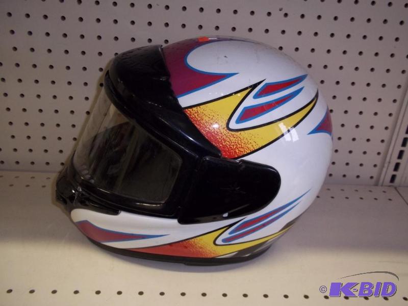 lot 25 image: Polarris Snowmobile Helmet...