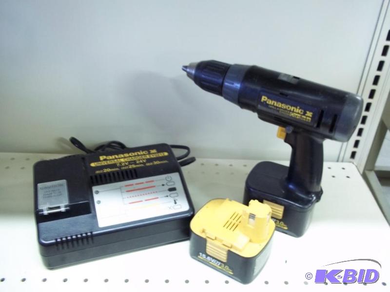 lot 47 image: Panasonic Cordless Drill  Driver 15.6 volt w...