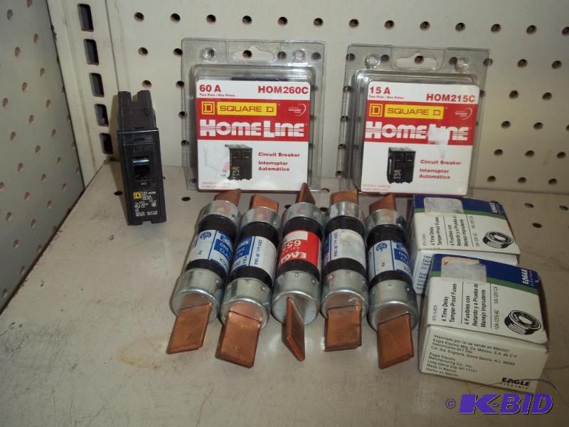 lot 49 image: Homeline circuit breakers and fuses...
