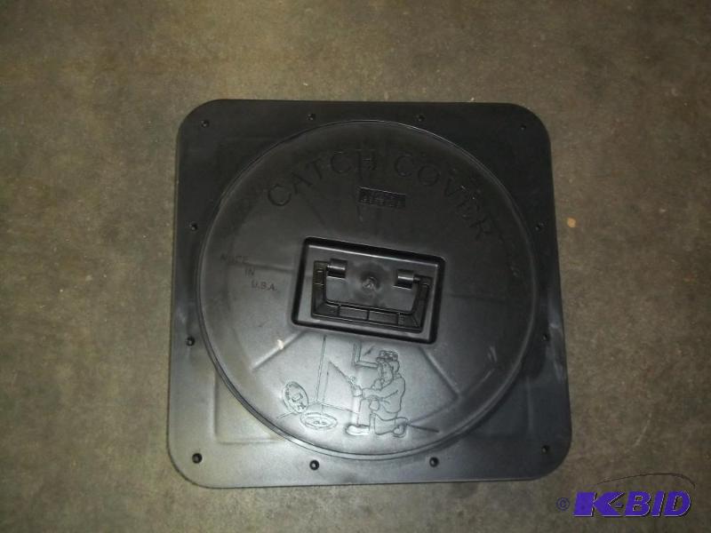 lot 54 image: Ice Fish House Catch Cover 16&quot Frame wit...