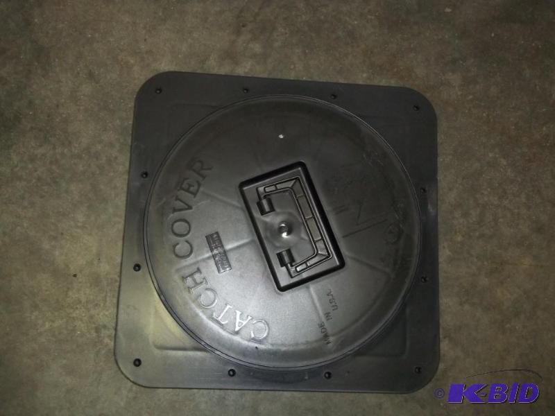 lot 56 image: Ice Fish House Catch Cover 16&quot Frame wit...