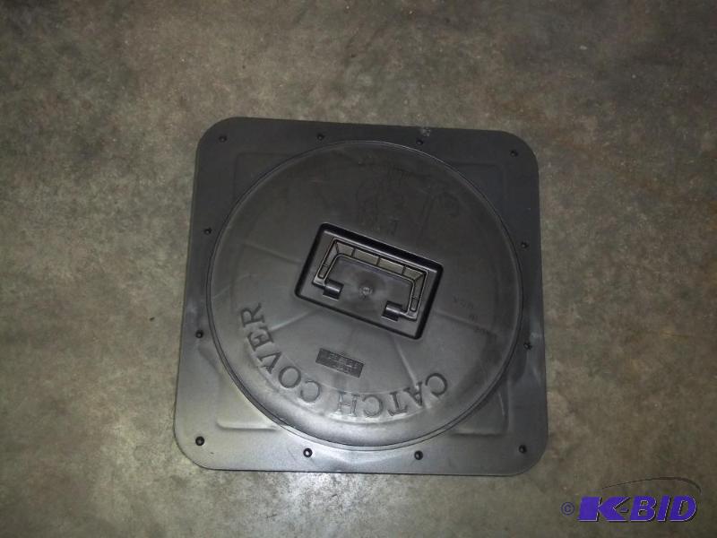 lot 58 image: Ice Fish House Catch Cover 16&quot Frame wit...