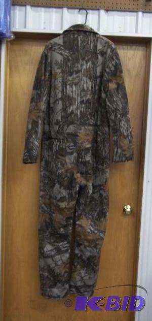 lot 6 image: Liberty Rugged outdoor gear Insulated Realtre...