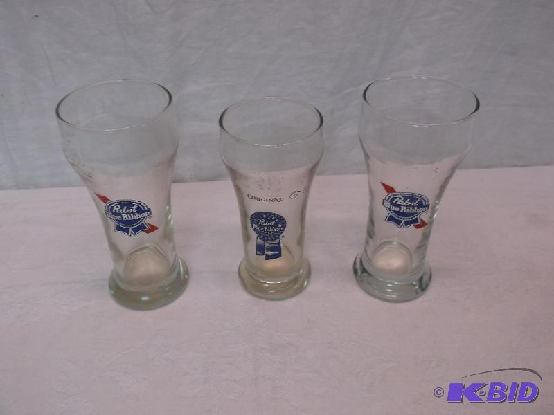 Nice lot with 4 Pabst Blue Ribbon glasses 1 g...