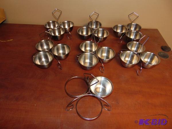 (7) 3 Bowl Serving Containers but 1 is missin...