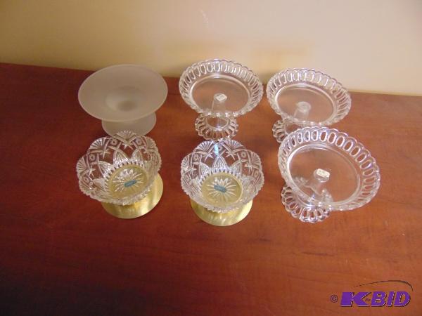 (6) Decoration Pieces...