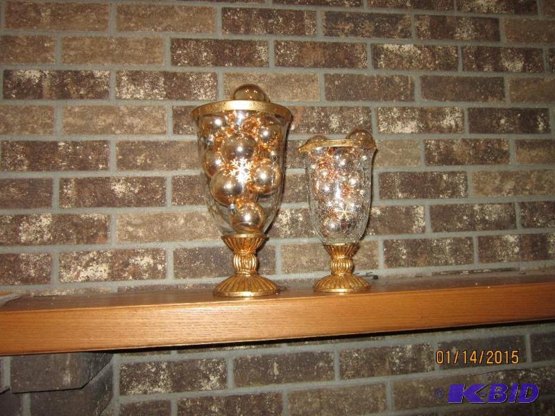 crackled glass with bulbs