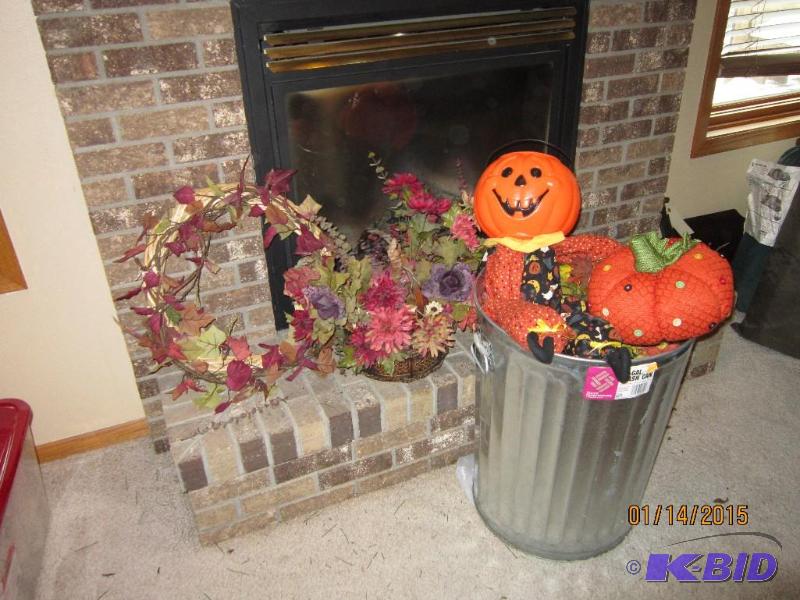misc. lot of fall decorations